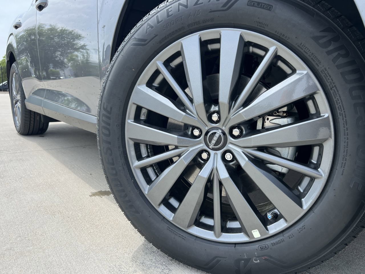 New 2026 Nissan Murano SL image 8