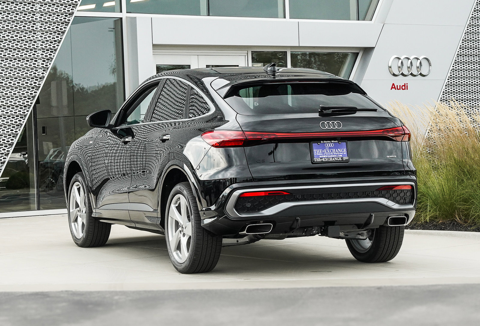 New 2025 Audi Q5 Premium Plus image 4