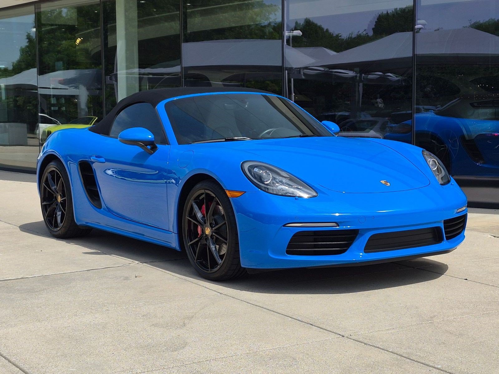 Certified 2025 Porsche 718 Boxster S RWD image 7