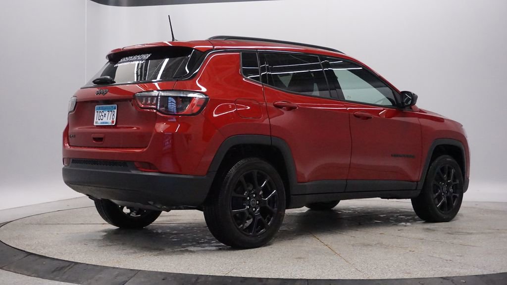 New 2026 Jeep Compass Latitude AWD/4WD image 9