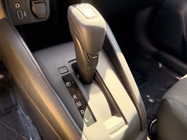Used 2024 Nissan Versa S FWD image 20