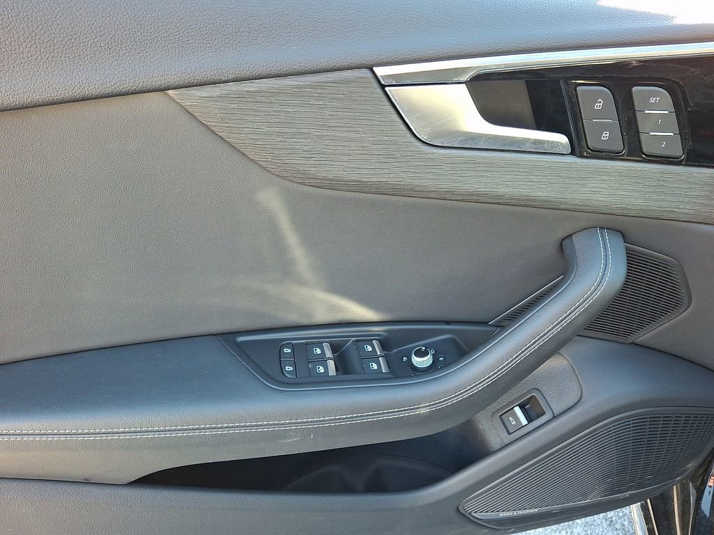 Used 2023 Audi A4 2.0T Premium Plus image 11
