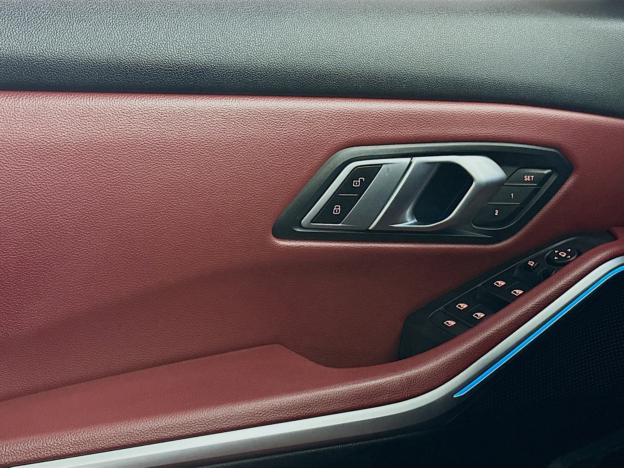 Used 2023 BMW 330e xDrive w/ M Sport Package image 15