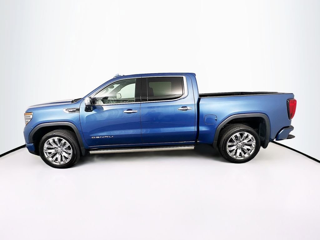 Used 2025 GMC Sierra 1500 Denali AWD/4WD image 4