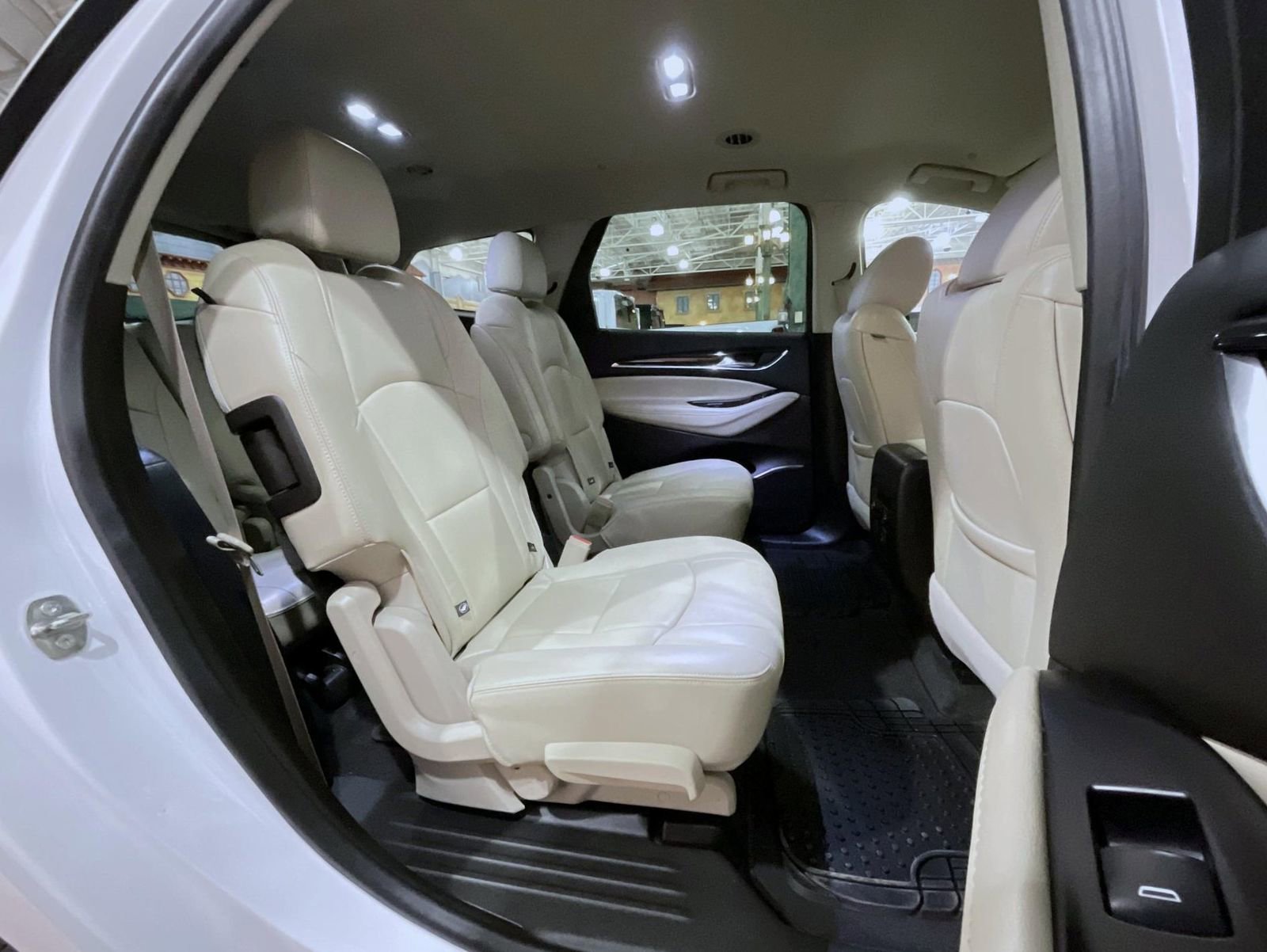 Certified 2019 Buick Enclave Essence image 18