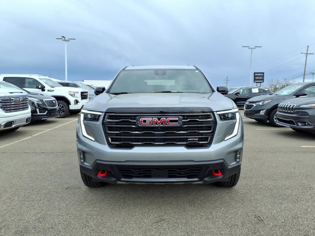 Used 2024 GMC Acadia AT4 w/ Luxury Package image 2