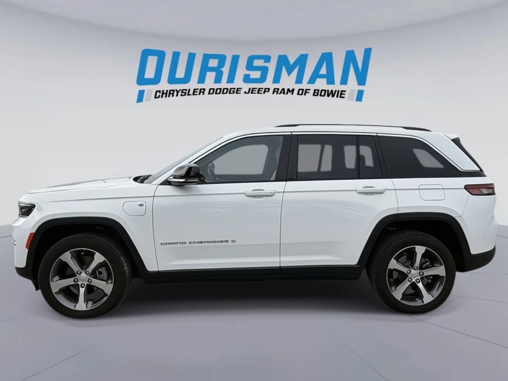 Used 2024 Jeep Grand Cherokee Limited 4xe AWD/4WD image 3