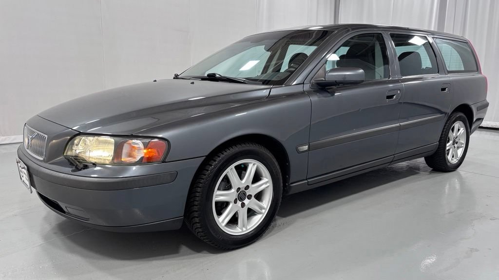 Used 2004 Volvo V70 2.4