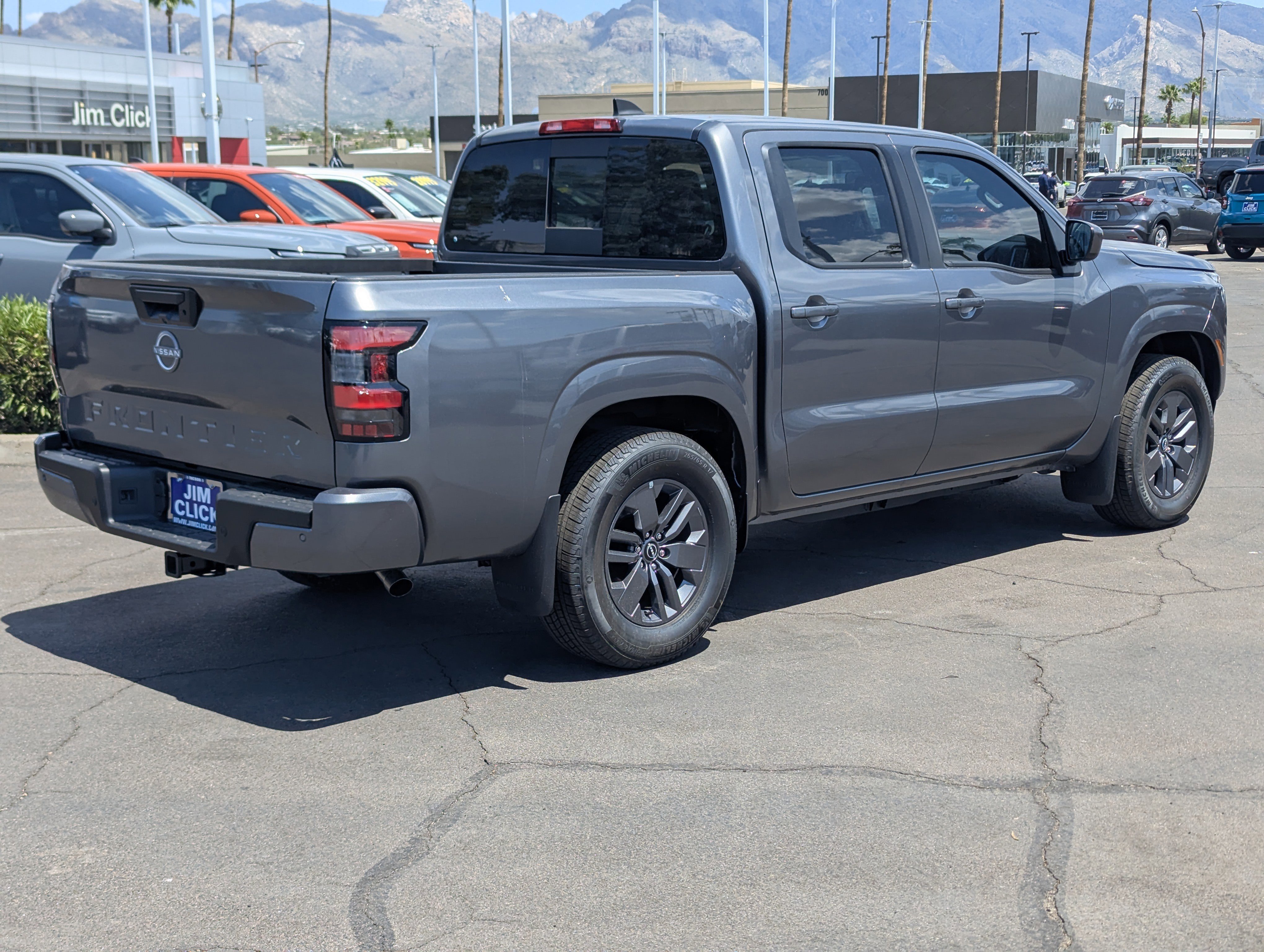 New 2025 Nissan Frontier SV image 2