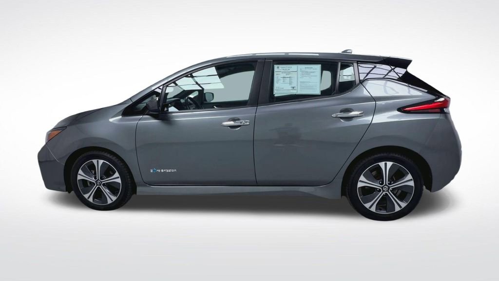 Used 2018 Nissan Leaf SV w/ SV All Weather Package FWD image 5