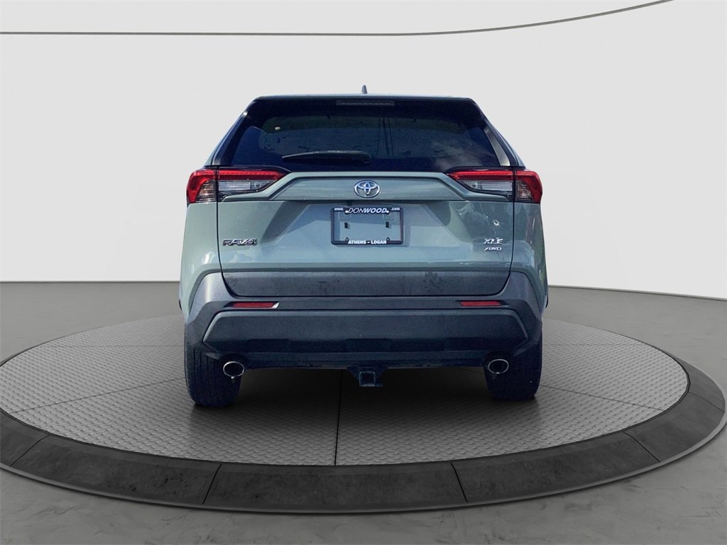 Used 2020 Toyota RAV4 XLE image 6