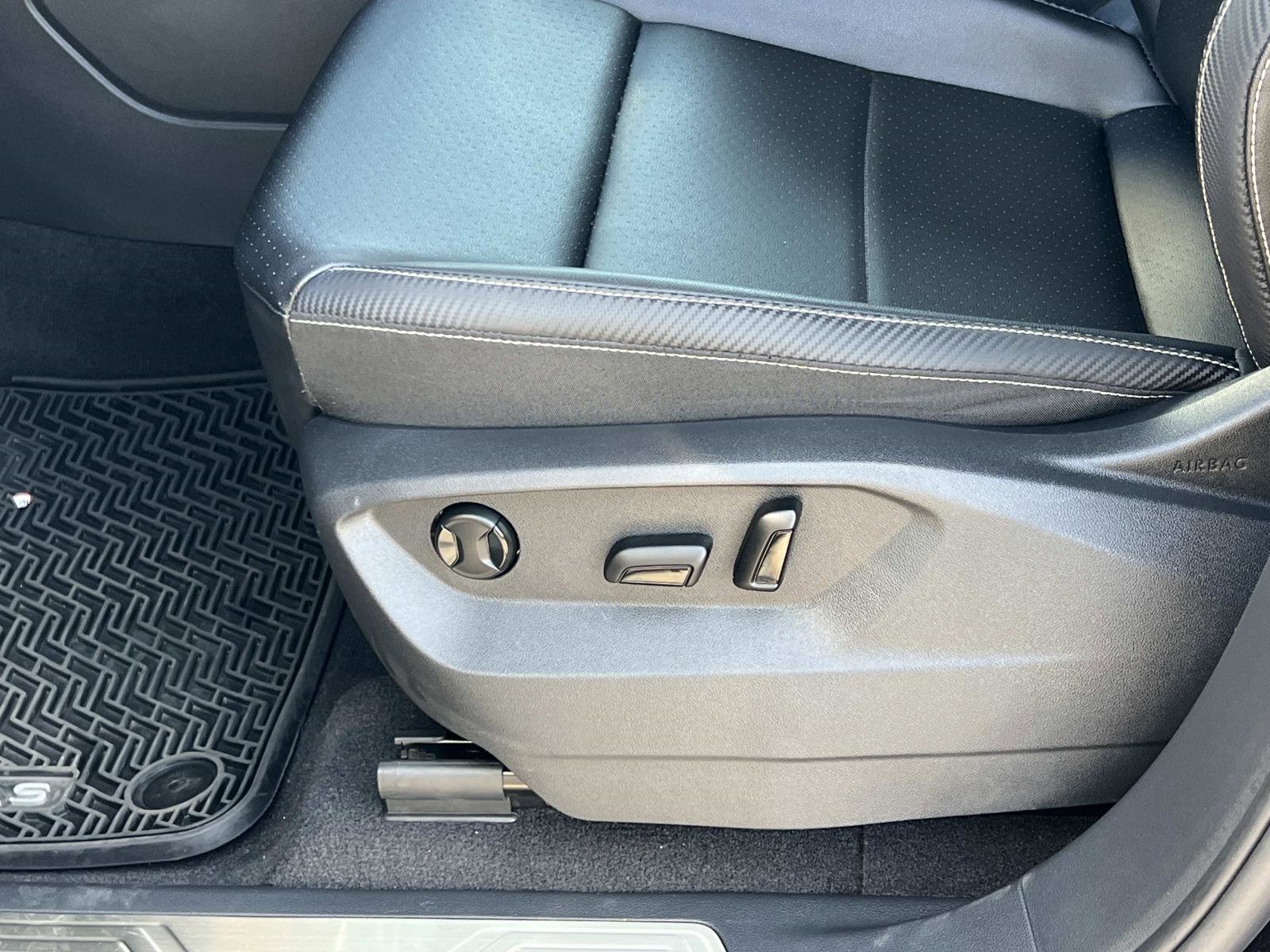 Certified 2022 Volkswagen Atlas Cross Sport SE image 18