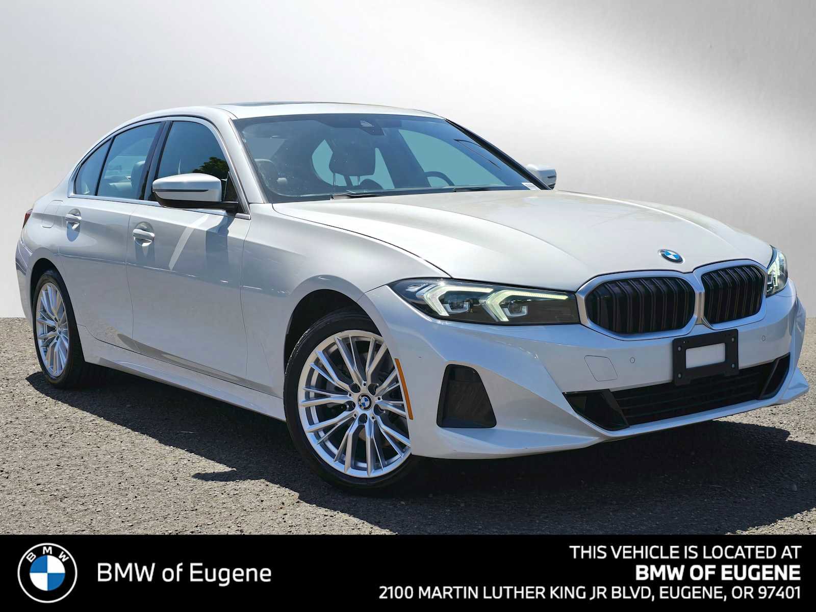 Used 2024 BMW 330i xDrive 330i xDrive w/ Convenience Package image 1