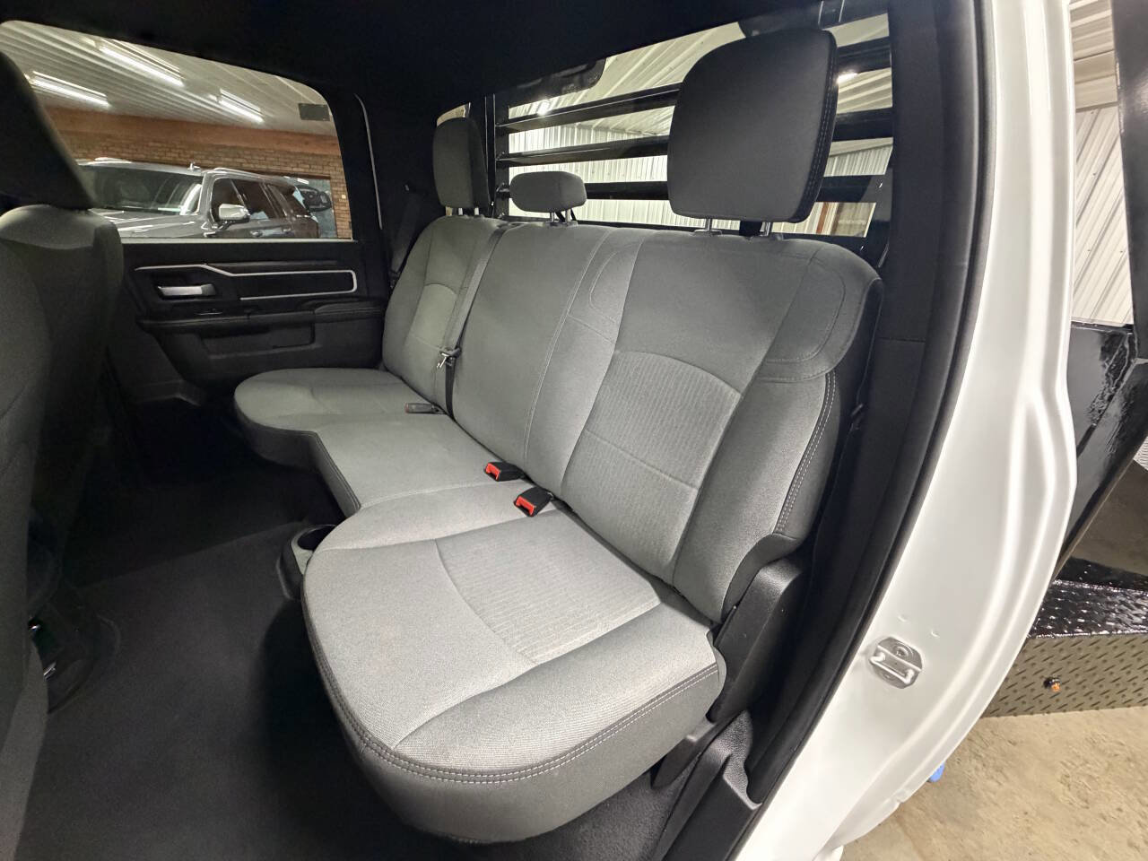 Used 2024 RAM 3500 SLT w/ Quick Order Package 2YG SLT image 47