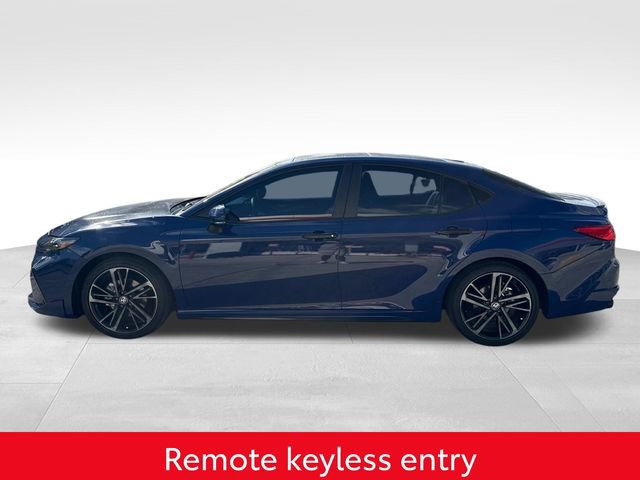 Used 2025 Toyota Camry XSE FWD image 6