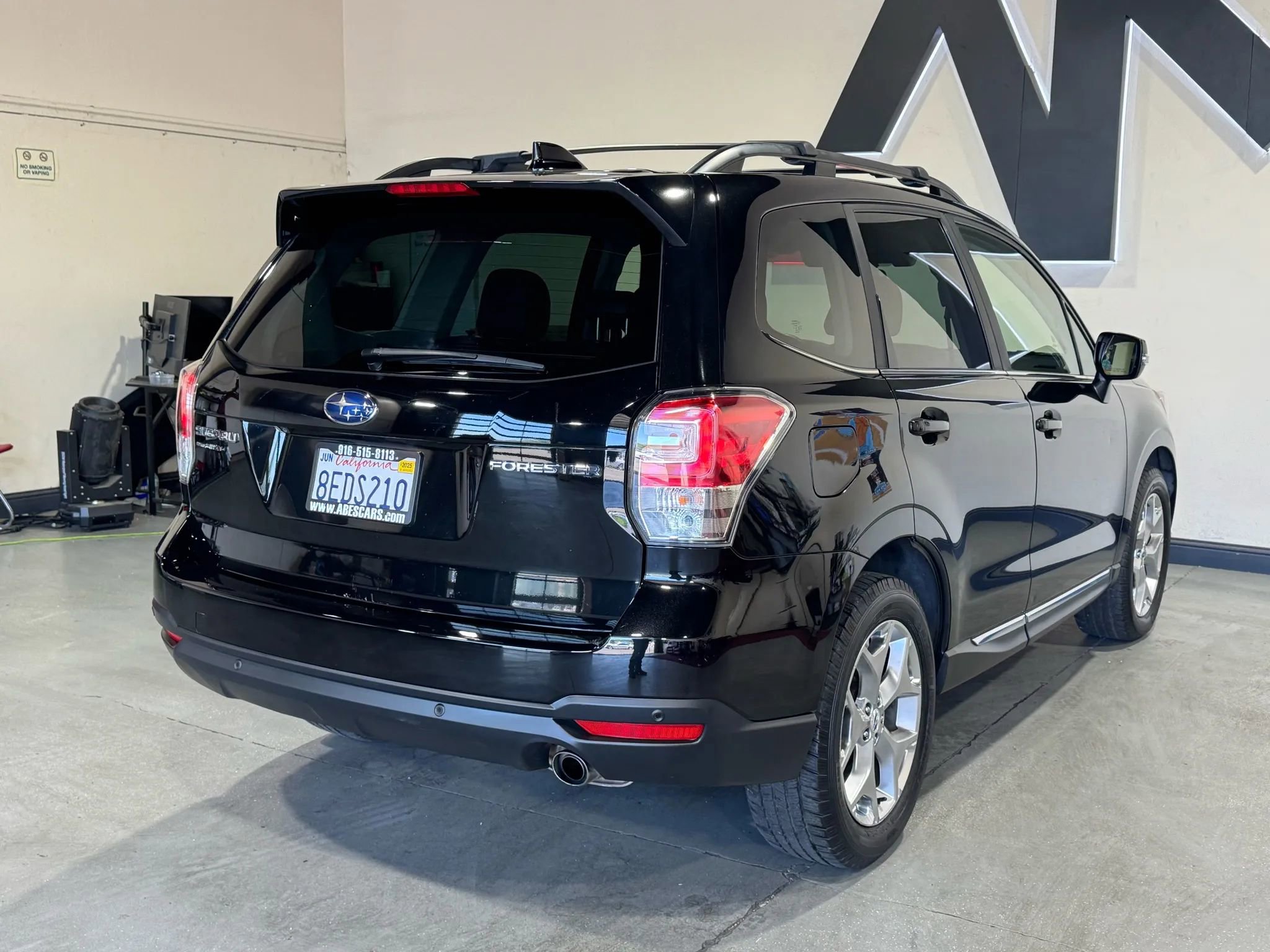 Used 2018 Subaru Forester 2.5i Touring image 5