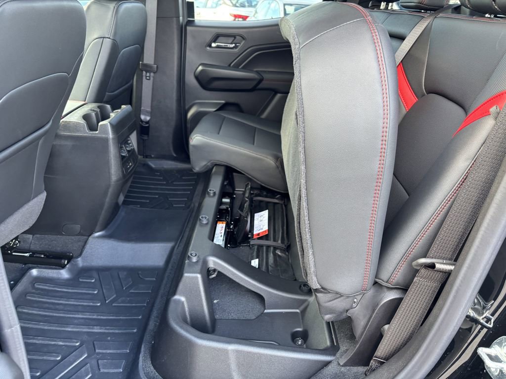 Used 2025 Chevrolet Colorado Z71 w/ Technology Package image 26