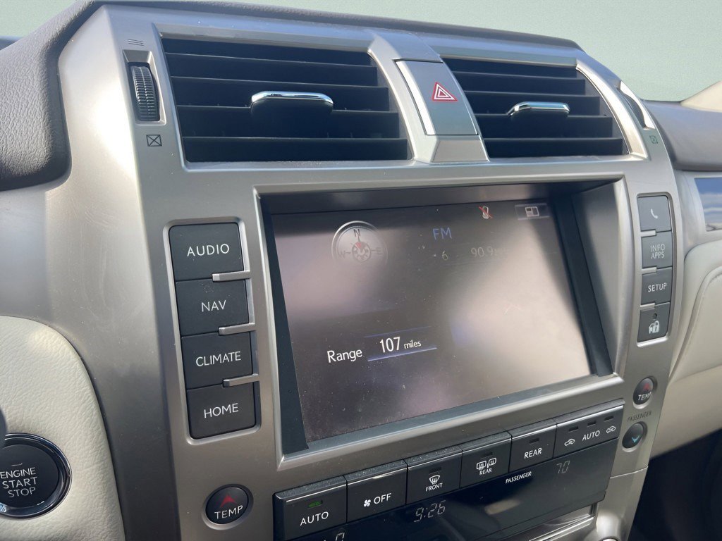 Used 2018 Lexus GX 460 Luxury w/ Preferred Accessory Package AWD/4WD image 33