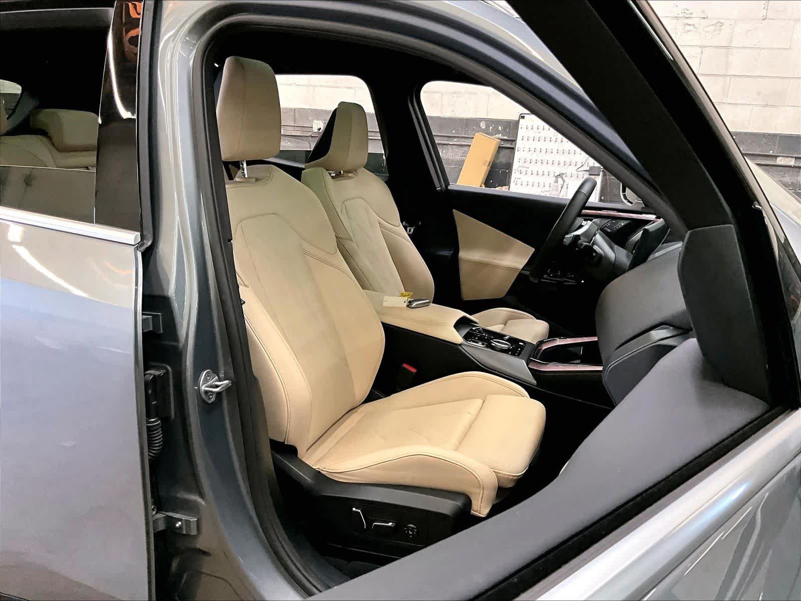 Used 2026 BMW X3 xDrive30i w/ Premium Package AWD/4WD image 10