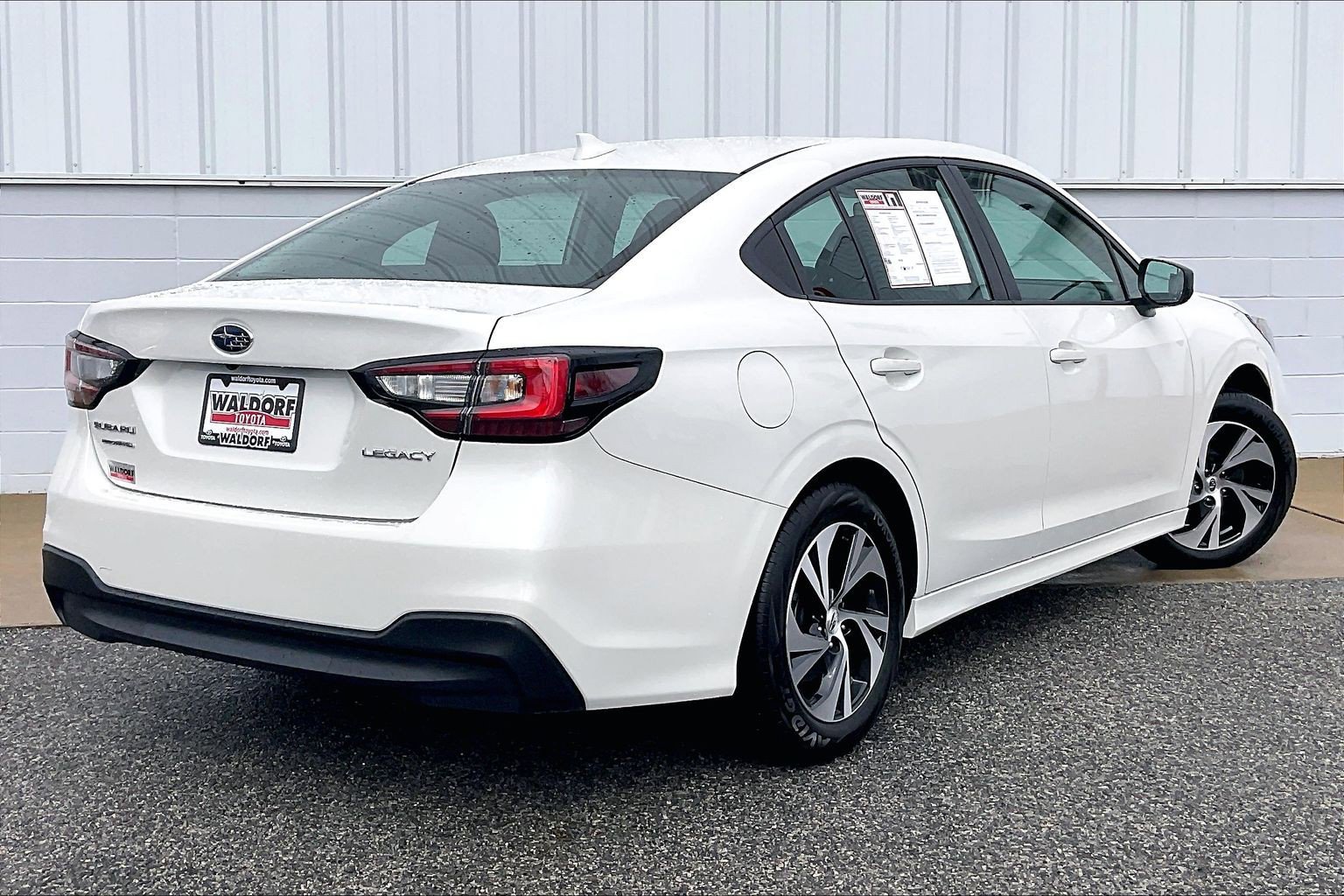 Used 2025 Subaru Legacy AWD/4WD image 17