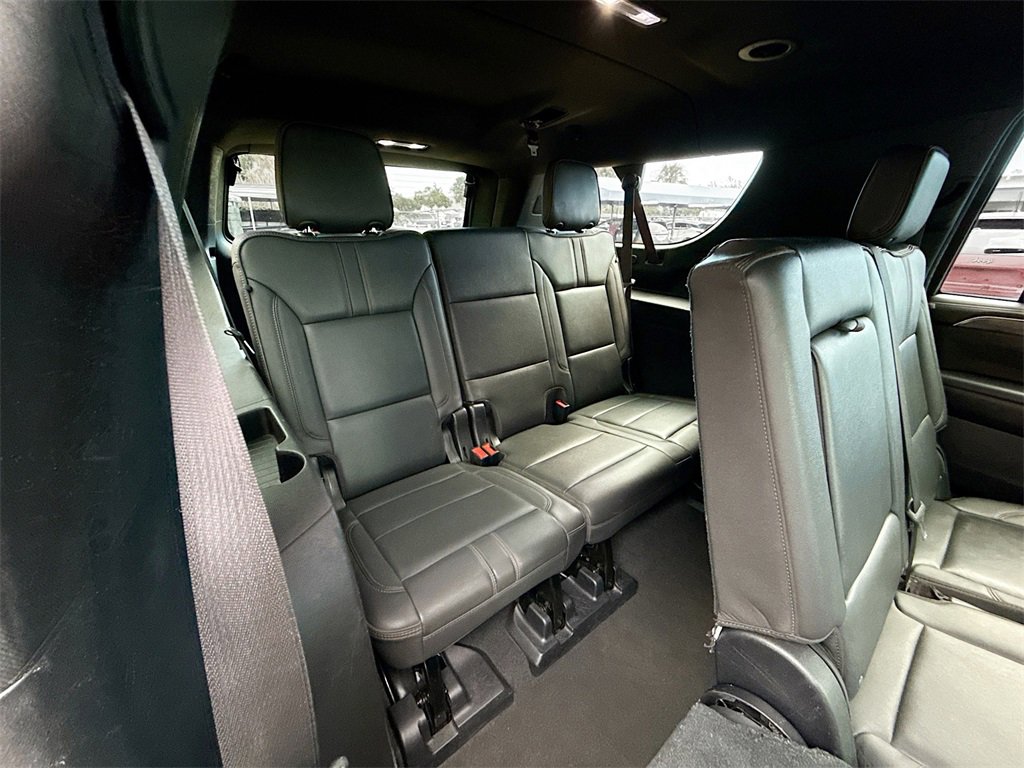 Used 2021 Chevrolet Suburban RST image 29