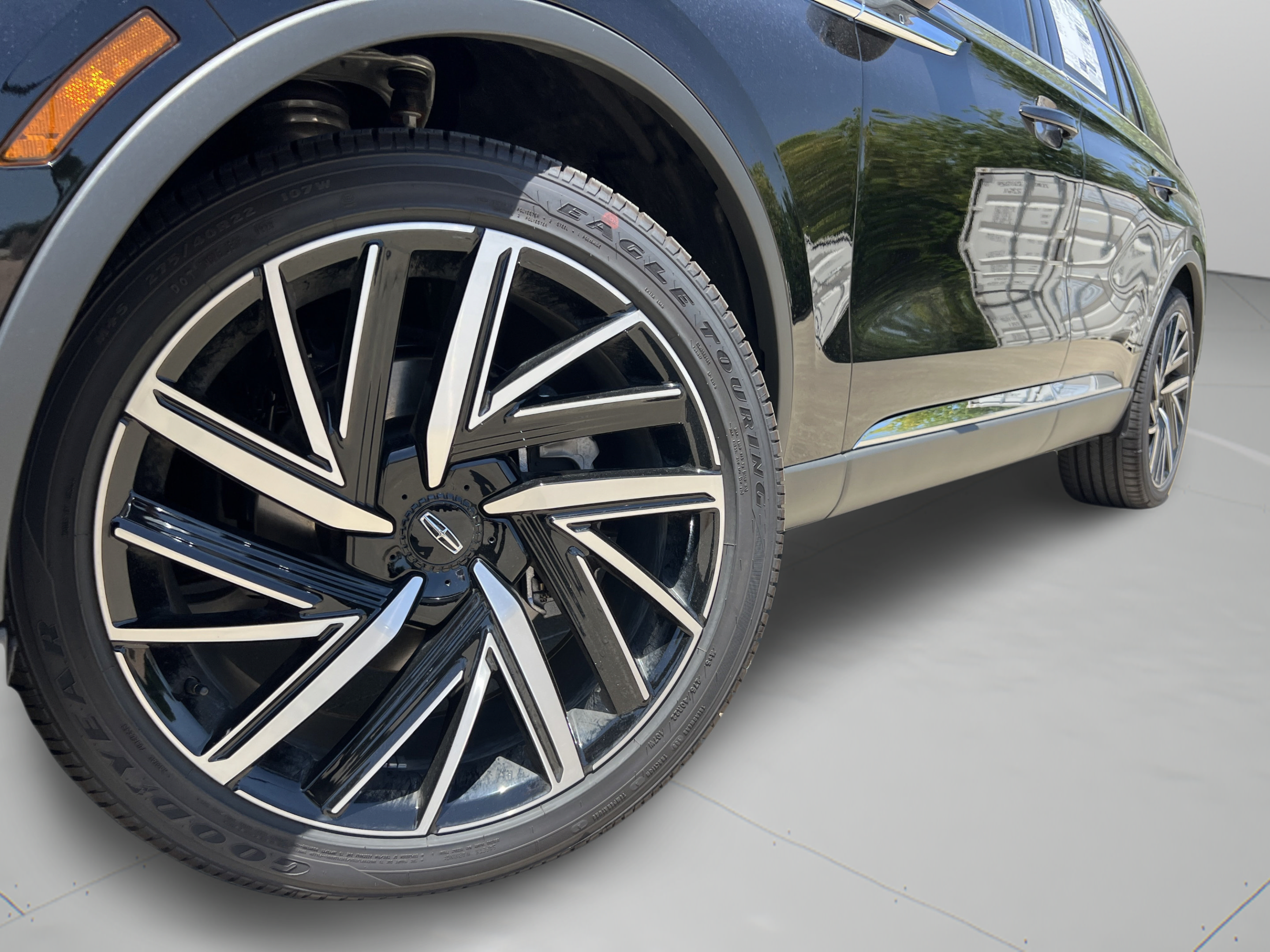 New 2026 Lincoln Aviator Reserve AWD/4WD image 35