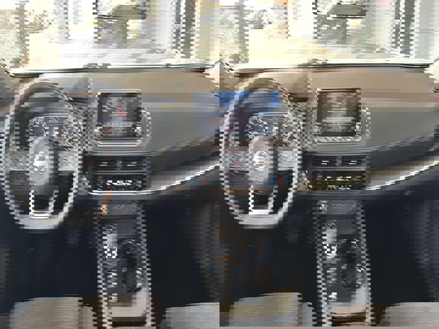 Used 2023 Nissan Rogue SV image 13