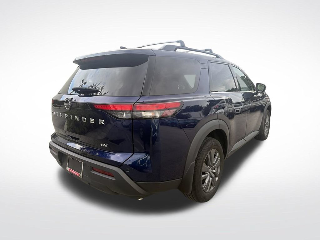 Used 2024 Nissan Pathfinder SV FWD image 9
