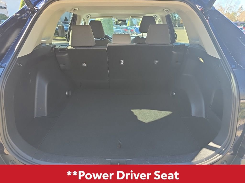 Used 2022 Toyota RAV4 XLE w/ Convenience Package image 13
