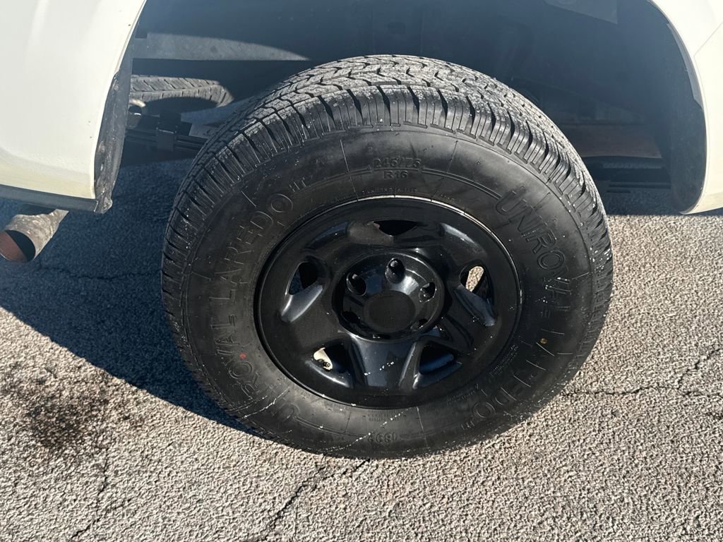 Used 2020 Toyota Tacoma SR image 36