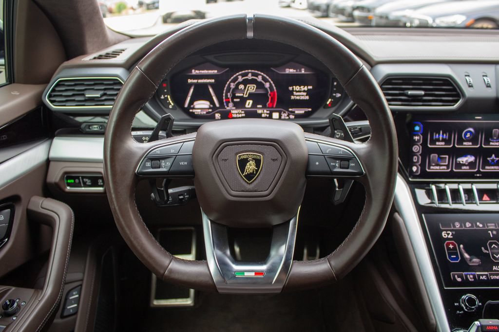 Used 2023 Lamborghini Urus S AWD/4WD image 12