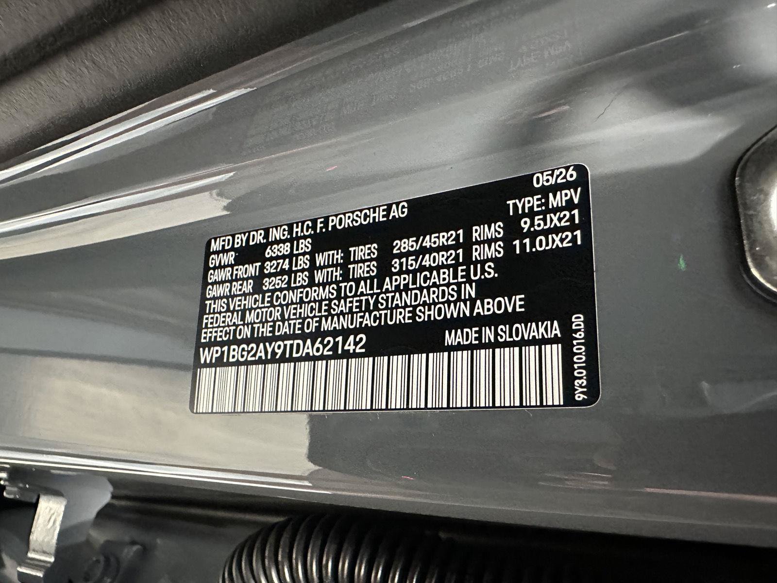 New 2026 Porsche Cayenne GTS AWD/4WD image 18