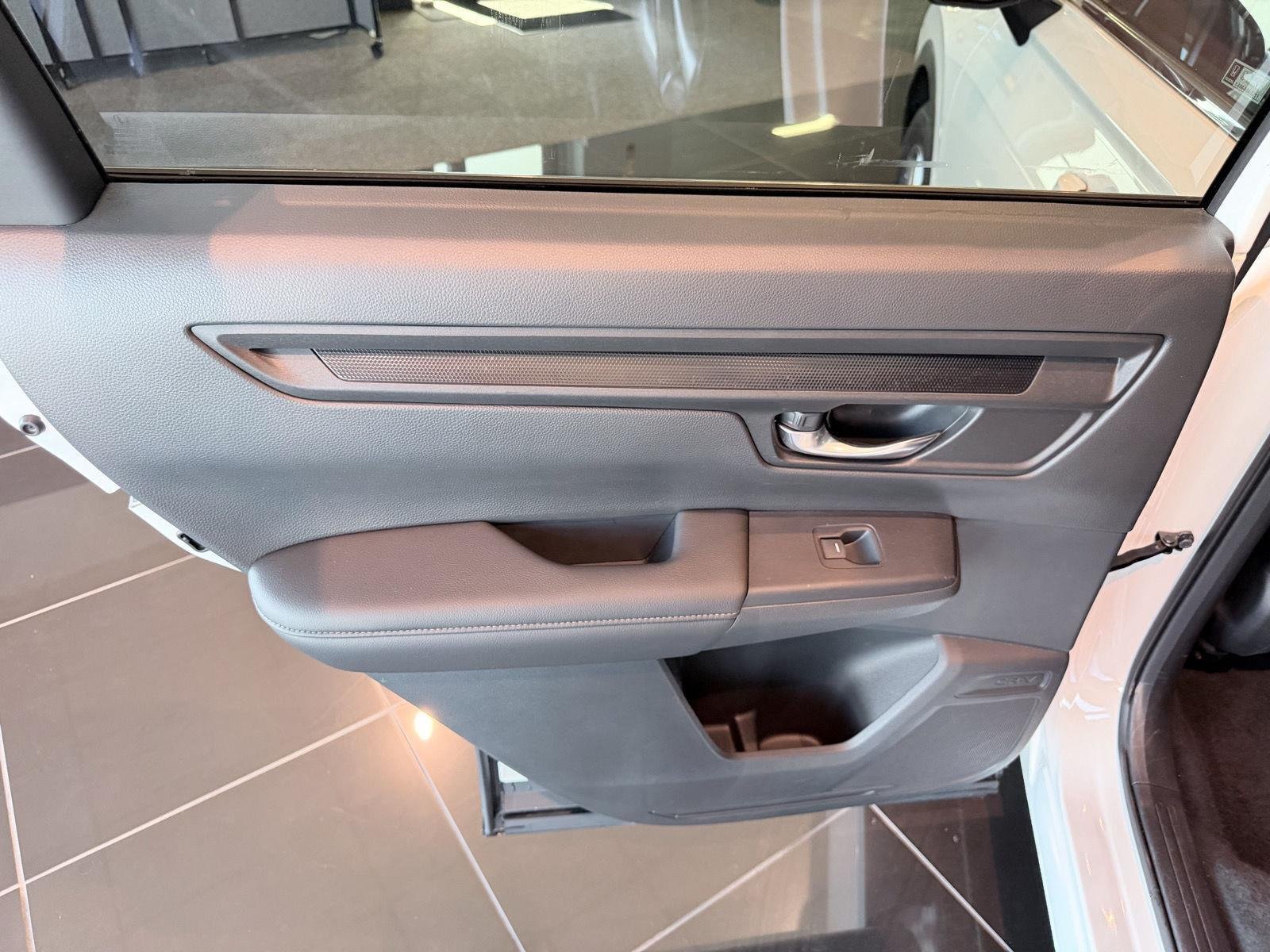 Used 2026 Honda CR-V EX image 21