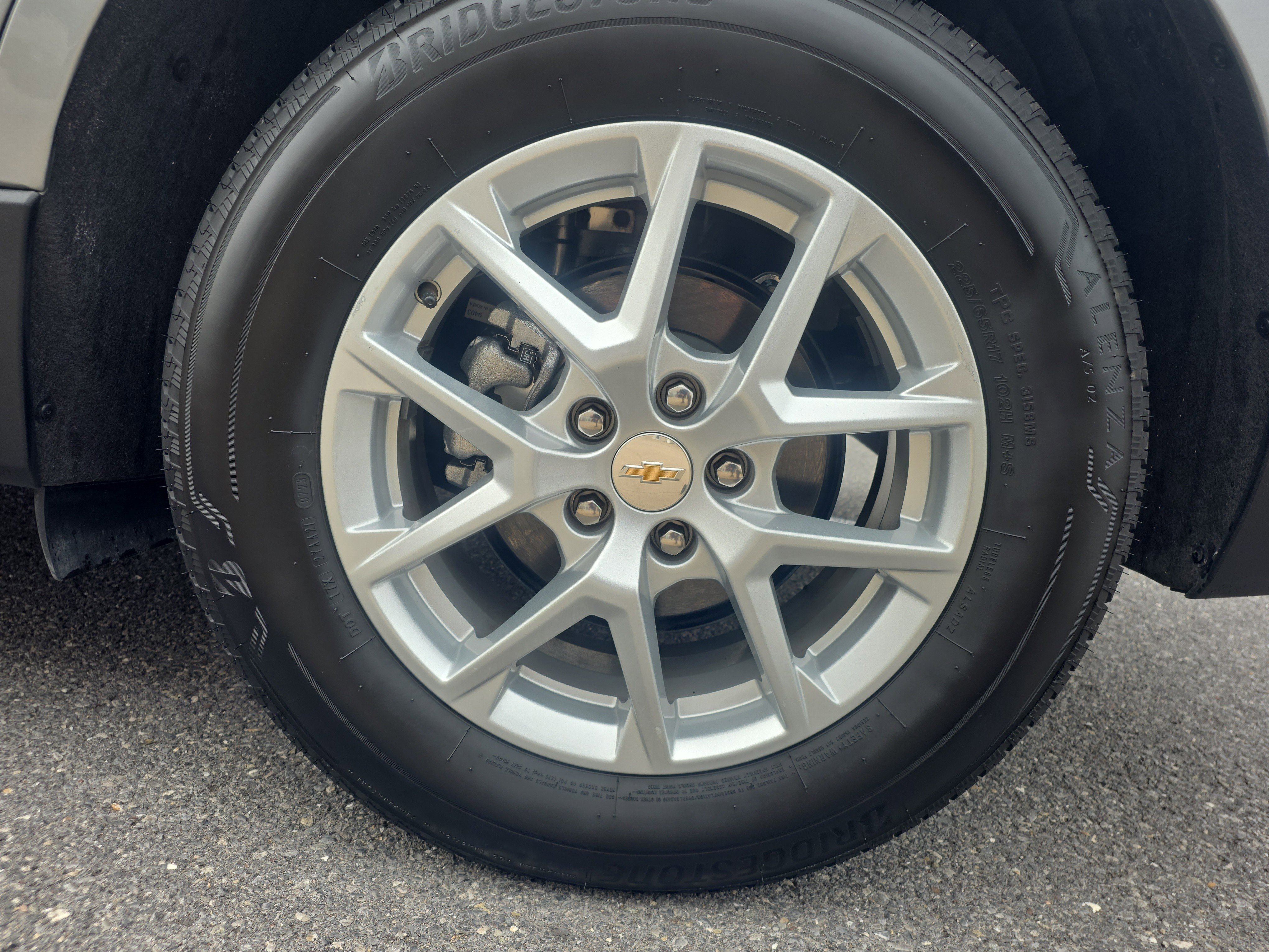 Used 2023 Chevrolet Equinox LT image 9