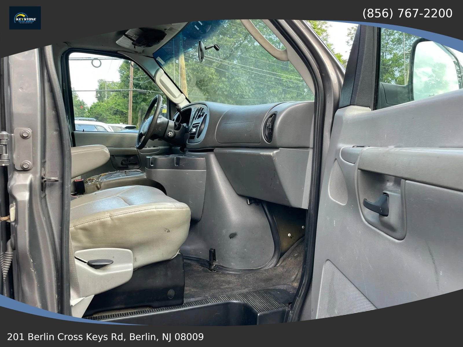 Used 2008 Ford E-350 and Econoline 350 Extended Super Duty RWD image 12