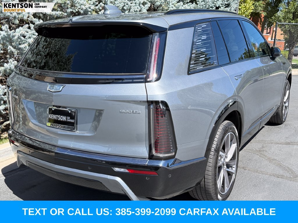 Used 2026 Cadillac Vistiq Sport w/ LPO, Floor Liner Package AWD/4WD image 8
