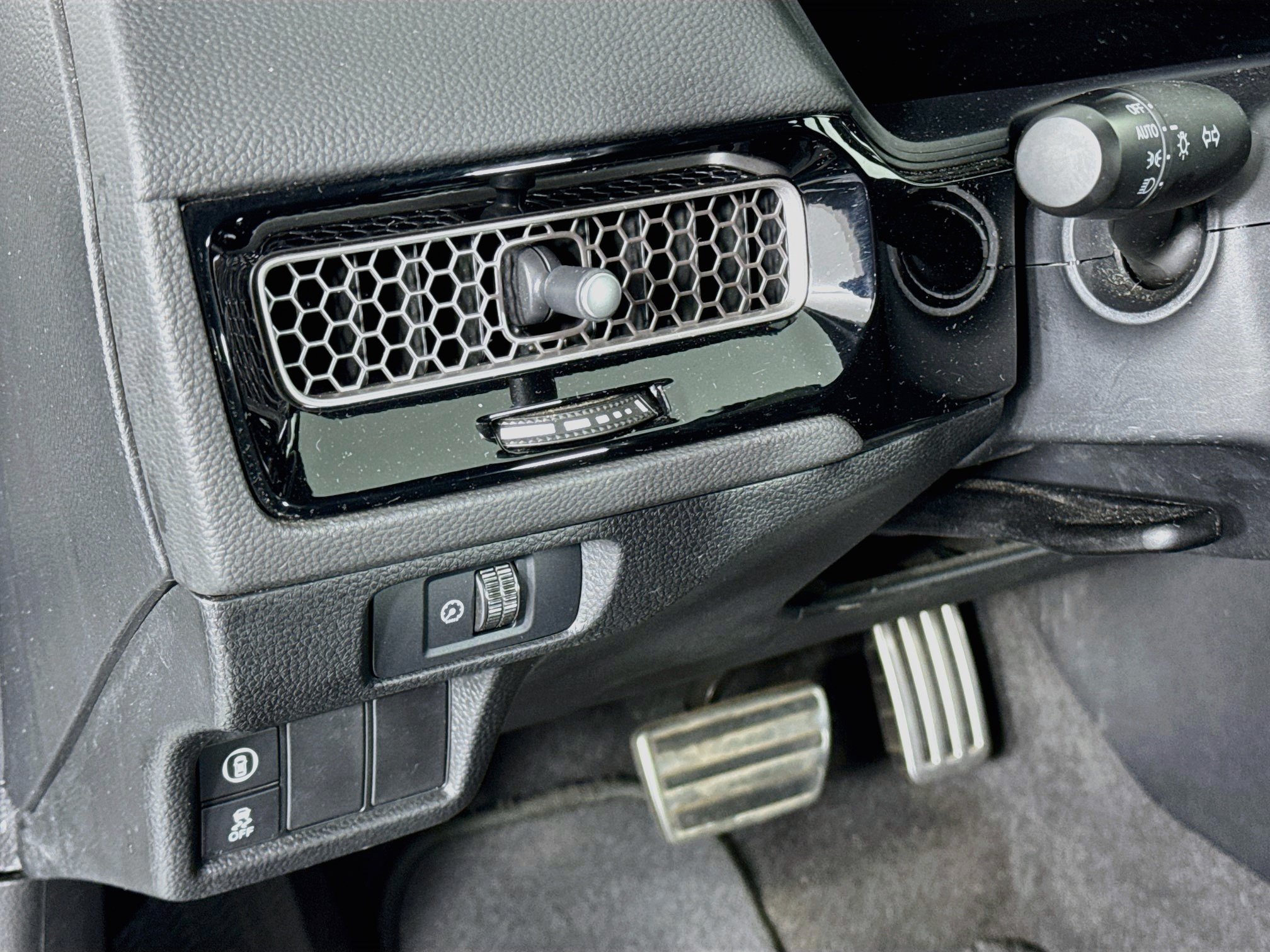 Certified 2024 Honda Civic Sport image 10