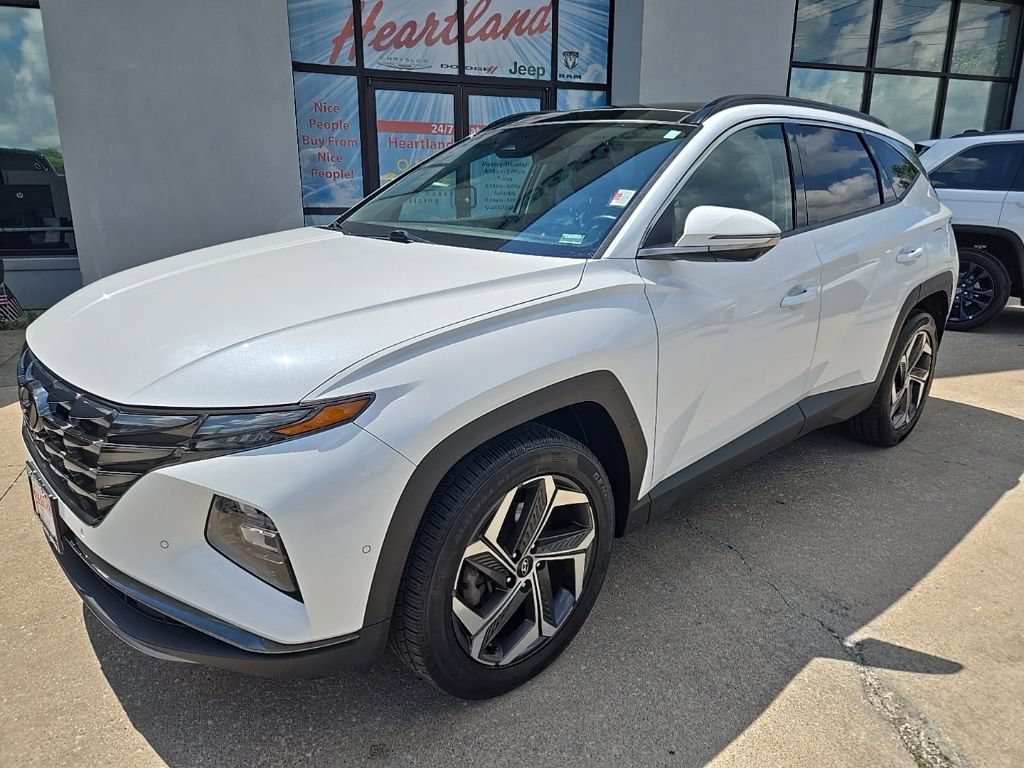 Used 2022 Hyundai Tucson Limited AWD/4WD image 3