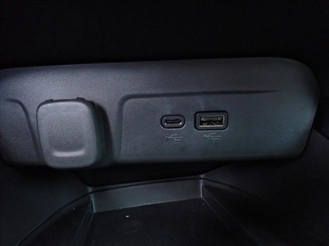 New 2026 Chevrolet Trax RS w/ Sunroof Package image 24