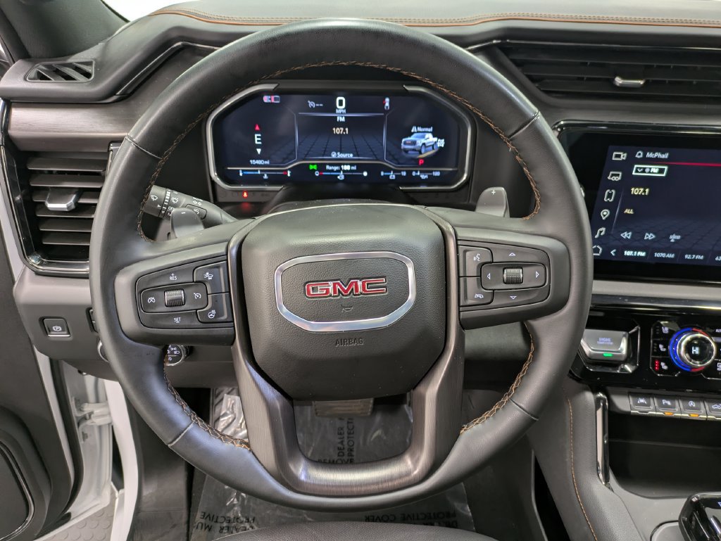 Used 2025 GMC Sierra 1500 AT4 w/ Technology Package AWD/4WD image 19