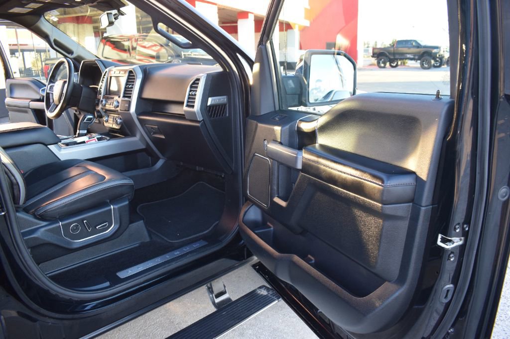 Used 2018 Ford F150 Platinum w/ Equipment Group 701A Luxury image 15