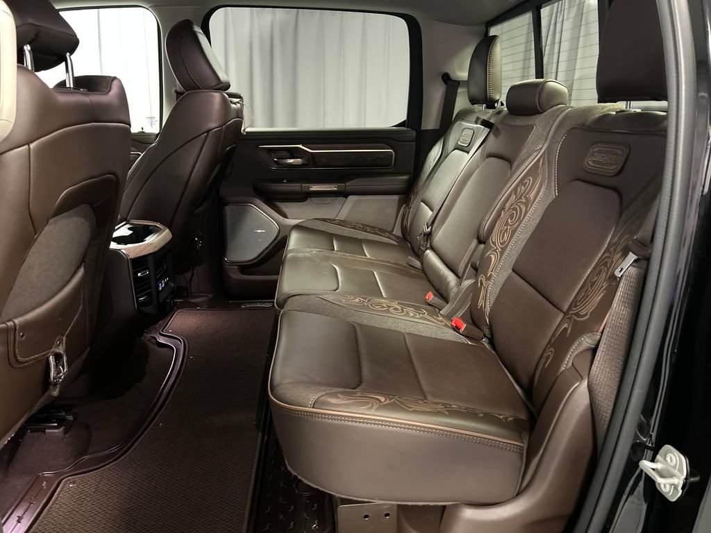 Used 2025 RAM 1500 Limited AWD/4WD image 22