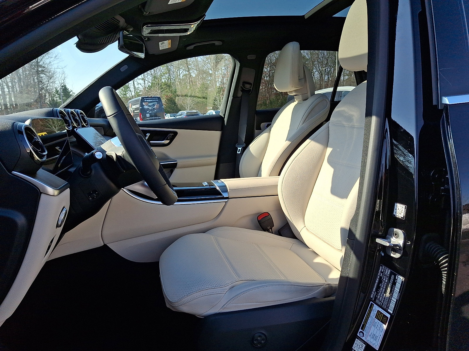 Certified 2026 Mercedes-Benz GLC 300 4MATIC image 13