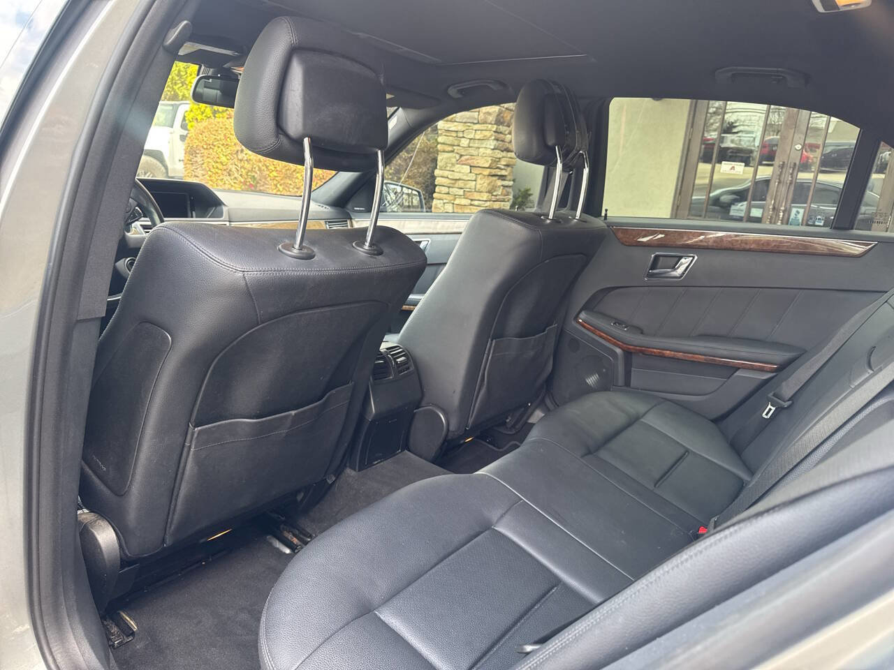 Used 2011 Mercedes-Benz E 350 BlueTEC Sedan image 11