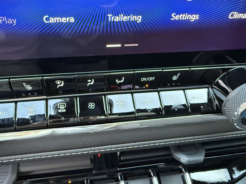 New 2026 Chevrolet Colorado LT image 19