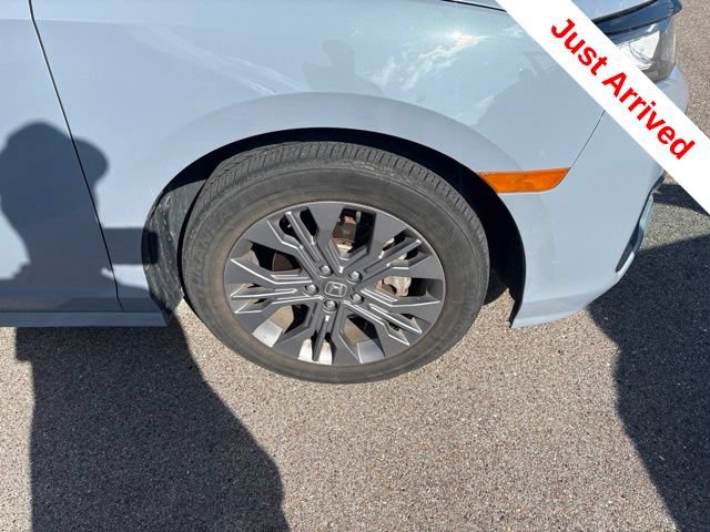 Used 2025 Honda Odyssey Touring image 14
