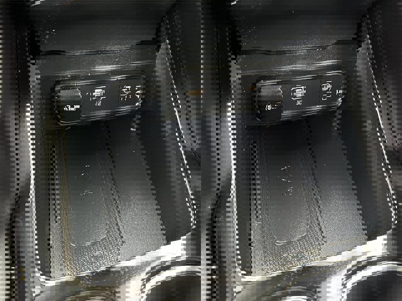 Used 2024 Kia Telluride SX w/ Towing Package image 20