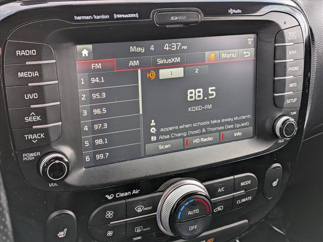 Used 2017 Kia Soul ! w/ Tech Package FWD image 13