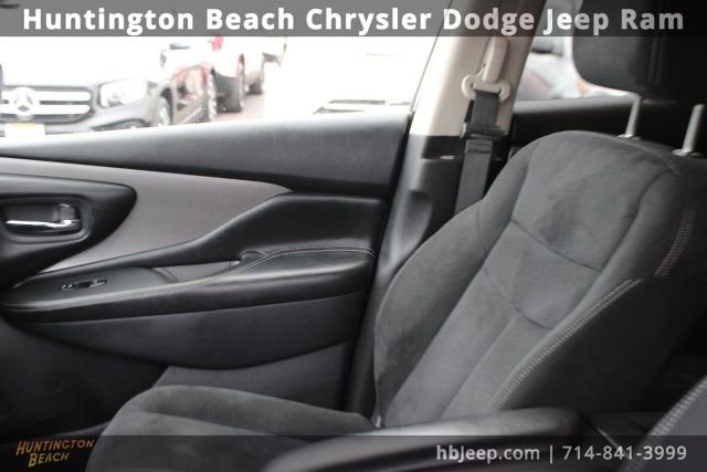 Used 2022 Nissan Murano S image 31