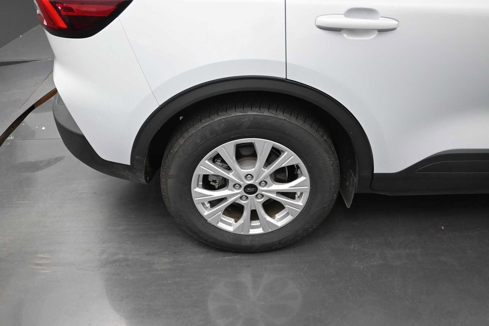 Certified 2025 Ford Escape Active w/ Cold Weather Package FWD image 10